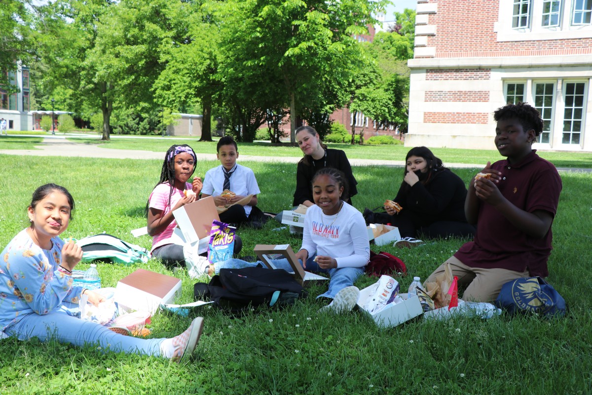 Vails Gate STEAM Academy 5th Graders Share Presentation on Identity and